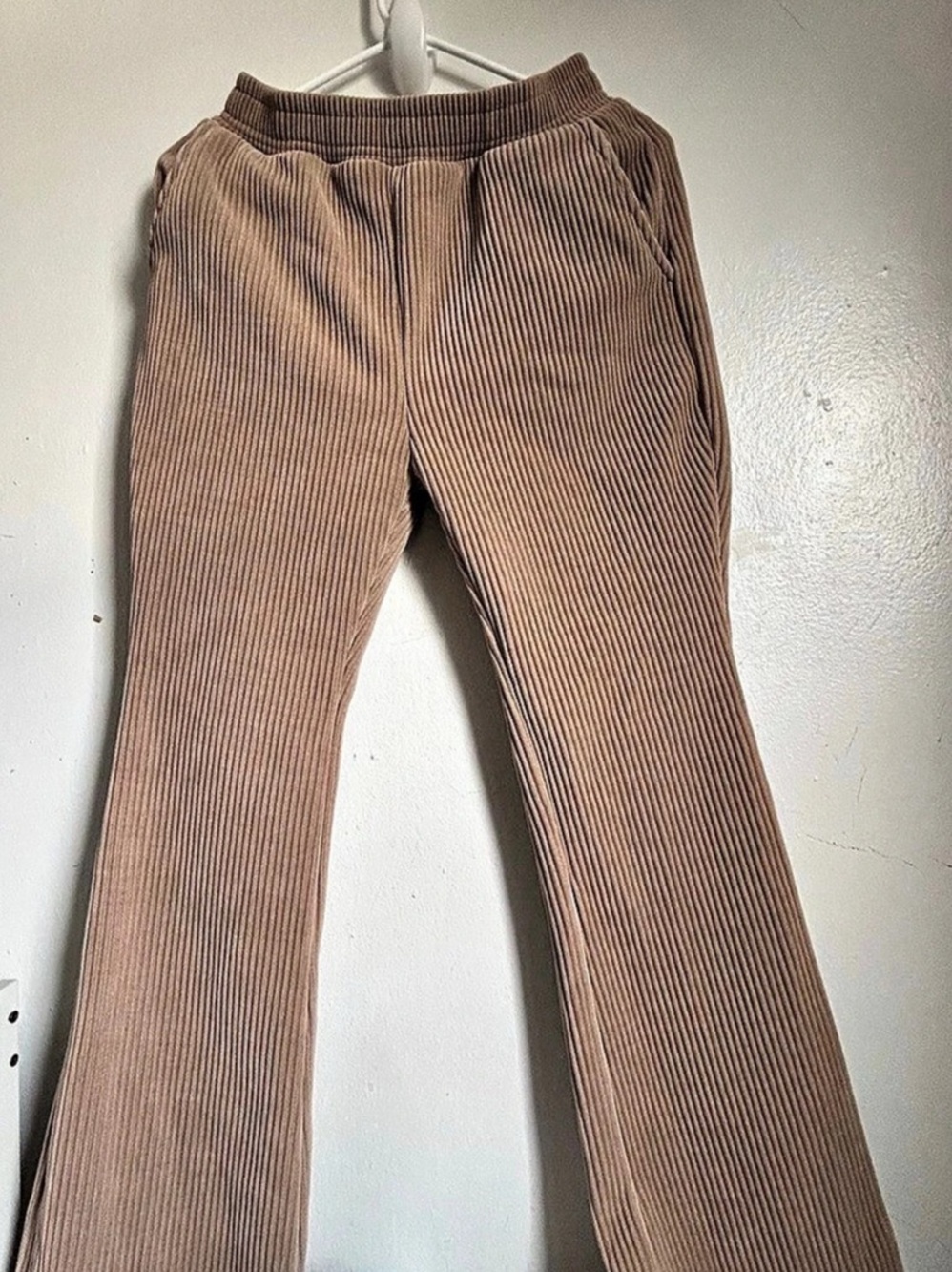 Ribbed Wide Leg Pants in Brown